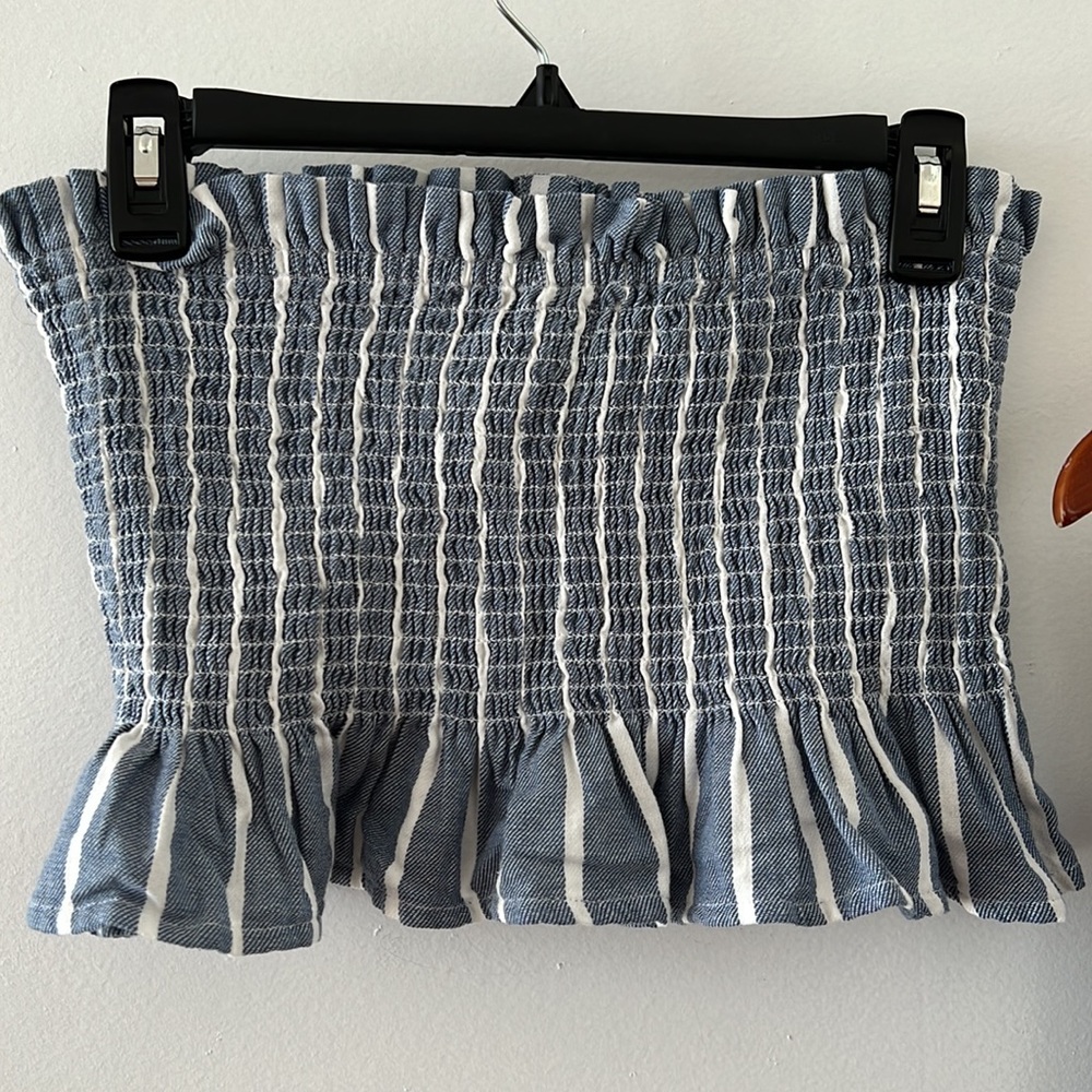 Cotton striped smocked tube top with ruffles - Picture 4 of 5